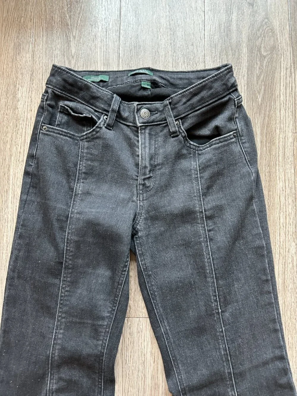 Wild Fable High Rise Acampanado de Tiro Alto Flare Jeans in Black Size 4 - Picture 4 of 12